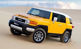 Kultinis visureigis &bdquo;Toyota FJ Cruiser&ldquo;