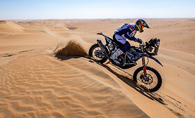 A.Gelažninko mokiniai G.&Scaron;atkus ir S.Klevinskas pasiekė Abu Dhabi Desert Challenge fini&scaron;ą