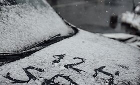 Sudėtingos oro sąlygos Spa Francorchamps trasoje prie&scaron; 12 val startą