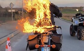 Rytis Rafaelis Mežonis užfiksavo ekstremalų rekordą, važiuodamas motociklu