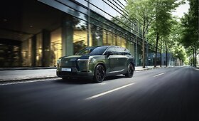 Elektrinis &scaron;e&scaron;iavietis &bdquo;Lexus&ldquo; TZ