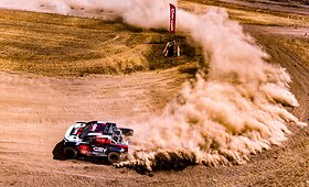 Rokas Baciu&scaron;ka i&scaron;bandė naują Hilux T1+