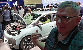 Naujasis &bdquo;Dacia Spring&ldquo; Paryžiaus automobilių parodoje