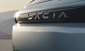 Hibridinė &bdquo;Dacia Striker&ldquo;