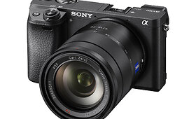 Itin greitai fokusuojantis &bdquo;Sony&ldquo; sisteminis fotoaparatas &alpha;6300