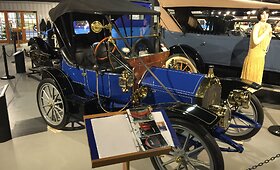 Reportažas i&scaron; JAV &bdquo;Northeast classic car&ldquo; muziejaus
