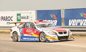 &bdquo;Omnitel 1000 km lenktynių&rdquo; fini&scaron;as: nugalėjo BMW prototipas 