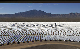 Ivanpah Solar Electric Generating System (ISEGS) &ndash; didžiausia saulės energijos jėgainė