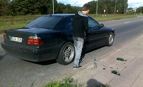 Fotopolicija: kaip &scaron;alia BMW 7 atsirado buteliai?