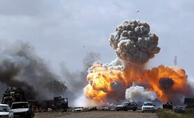 Karas Libijoje: bombos ir raketos naikina žmones bei karinę techniką