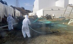 Fuku&scaron;ima-1 gelbėtojai dirba ir elektrinėje, ir jūroje