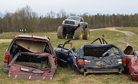 Visureigio monstro &bdquo;Dodge RAM 1500&ldquo; bandymai su Žydrūnu Savicku
