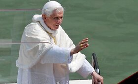 Popiežius Benediktas XVI plaukė Venecijos kanalu