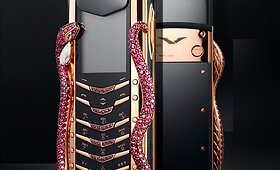 &bdquo;Vertu&ldquo; pristatė naują riboto leidimo kolekciją &bdquo;Signature Cobra&ldquo;