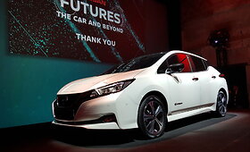 Osle pristatytas antros kartos elektromobilis &bdquo;Nissan Leaf&ldquo;