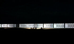 Elonas Muskas pastatė didžiausią pasaulyje akumuliatorių &bdquo;Tesla Powerpack&ldquo;
