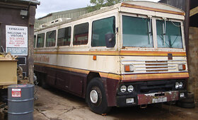 Istorinis &scaron;arvuotas Margaret Thatcher autobusas