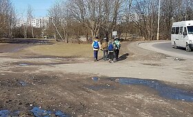 Nesutvarkyta Ąžuolyno gatvė Vilniuje