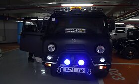 Tiuninguotas autobusiukas UAZ