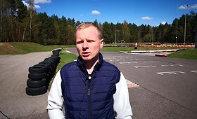 15min eksperimentas: kuo skiriasi stabdymas žieminėmis ir vasarinėmis padangomis esant 15 laipsnių &scaron;ilumos