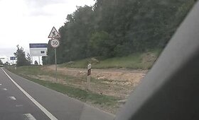Laikini greitį ribojantys ženklai Oslo gatvėje, važiuojant nuo Gariūnų Vilniuje