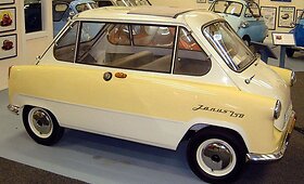 Istorinis automobilis &bdquo;Z&uuml;ndapp Janus&ldquo; i&scaron; filmo &bdquo;Ratai 2&ldquo;
