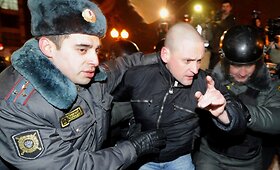 Maskvoje opozicijos protestuotojai i&scaron;vaikyti jėga
