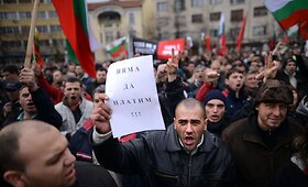 Kosminės elektros kainos bulgarus i&scaron;vedė i&scaron; kantrybės