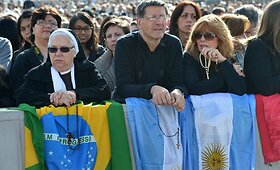 Pirmosios popiežiaus Pranci&scaron;kaus &Scaron;v. Velykų mi&scaron;ios