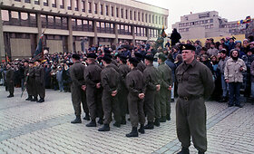 Unikalūs Lietuvos kariuomenės metra&scaron;tininko Tado Dambrausko kadrai. 1991&ndash;1993 metai