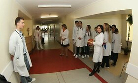 Sustiprėjęs Arvydas Sabonis i&scaron; ligoninės grįžo į namus