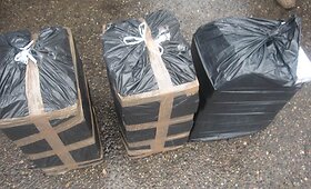 Pasieniečiams įkliuvo kontrabandinių cigarečių gabentojai