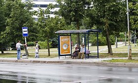 Vandalai Santari&scaron;kėse suniokojo visuomeninio transporto stoteles