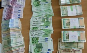 Muitininkai sulaikė nedeklaruotus 127 tūkst. litų