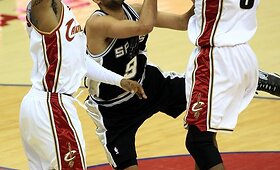 &bdquo;Cavaliers&ldquo; ir &bdquo;Spurs&ldquo; rungtynių akimirkos