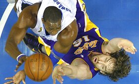 &bdquo;Lakers&ldquo; kovos ir triumfo akimirkos