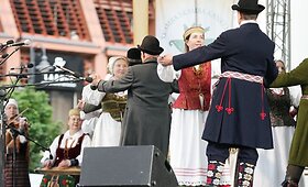 Folkloro festivalį &bdquo;Skamba skamba kankliai&ldquo; pagerbė ir &scaron;alies prezidentė