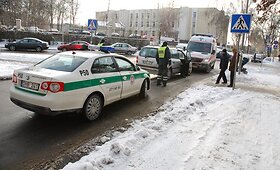 &bdquo;Opel&ldquo; pėsčiųjų perėjoje taranavo vežimėlį su vaiku