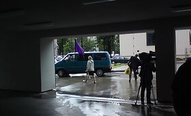 Kedžio sekėjai surengė teatralizuotą prokuratūros apgultį