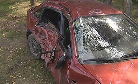 &bdquo;Mazda 323&rdquo; avarija pakeliui į Trakus