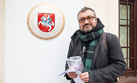 Valstybinės duomenų inspekcijos patalpose  svarstymas dėl baudos skyrimo už &bdquo;Media4 Change&ldquo; projektą