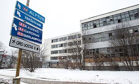 Apleista &bdquo;Velgos&ldquo; gamykla &scaron;alia Vilniaus Vingio parko