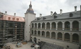 Parlamentarų ekskursija po Valdovų rūmus