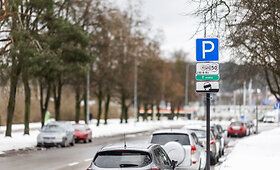 Vilniaus Minties gatvėje nuo &scaron;iol parkavimas mokamas &ndash; žalia zona