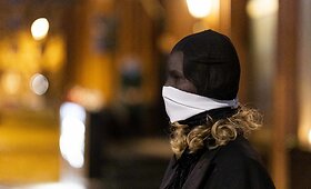 Palaikymo akcijos performansas prie LNOBT &bdquo;Gedulo mėnuo. Pirma diena&ldquo;