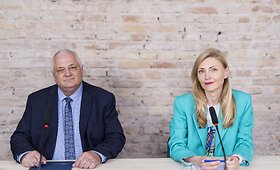 Valstybės vaiko teisių apsaugos ir įvaikinimo tarnybos spaudos konferencija apie vaikų stovyklas.