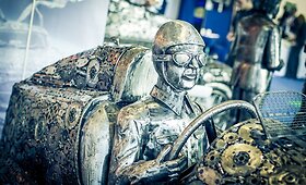 &bdquo;Giants of Steel&ldquo; plieninių skulptūrų ekspozicija Frankfurte