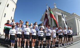 Startavo 18-asis estafetinis bėgimas &bdquo;Baltijos kelias&ldquo;