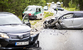 Vilniaus Pilaitės rajone susidūrė automobiliai, yra nukentėjusių