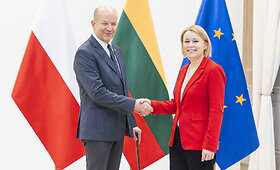 Lenkijos ambasadorius Lietuvoje Konstanty Radziwiłł susitiko su  Lietuvos užsienio reikalų viceministre Jovita Neliup&scaron;iene